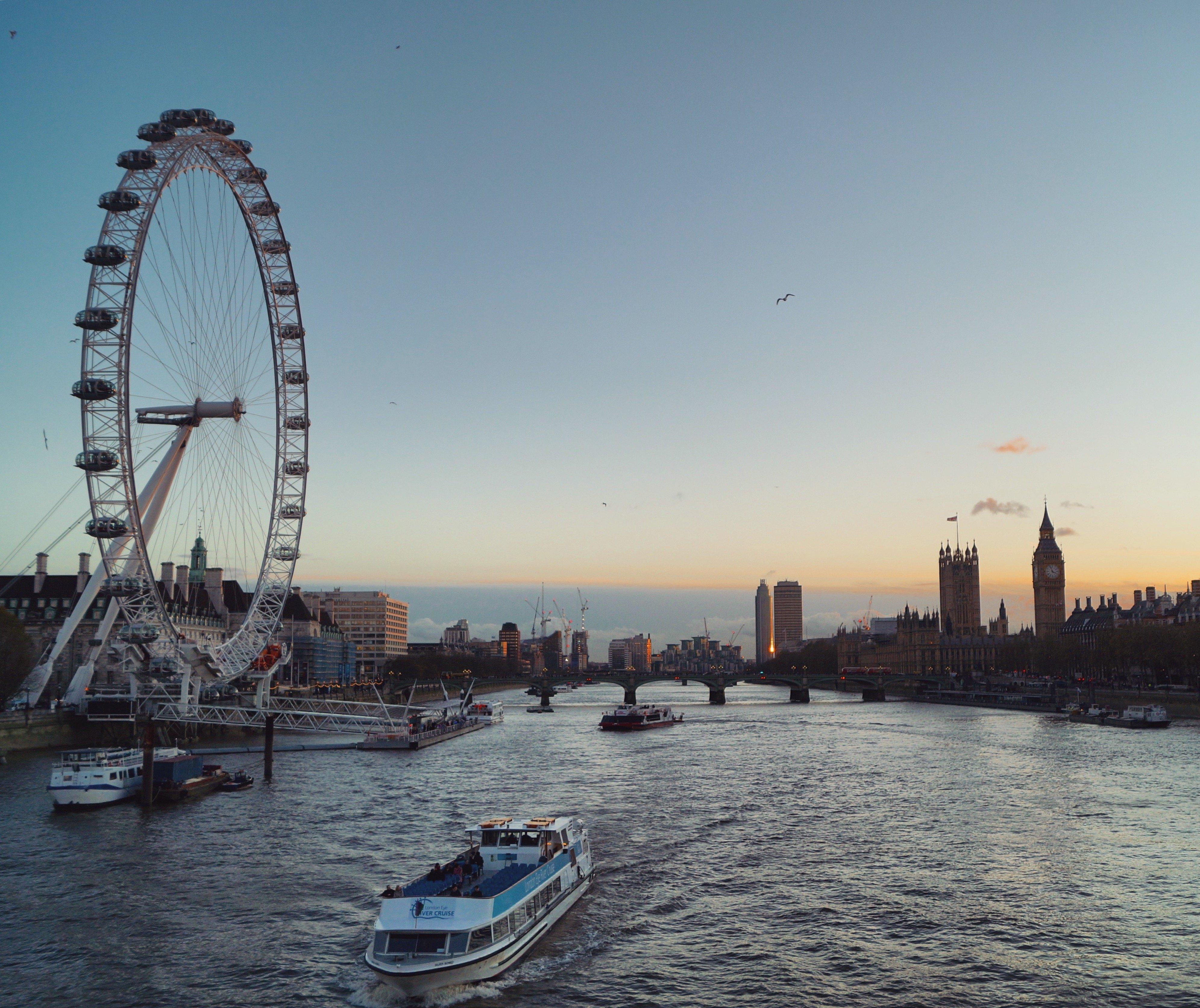 Holiday Inn London West, An Ihg Hotel Kültér fotó